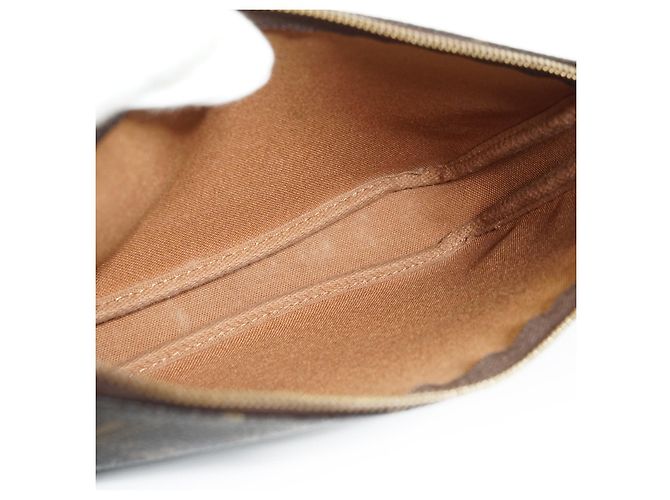 Louis Vuitton Monogram Pochette Accessoires Castaño - vista 13