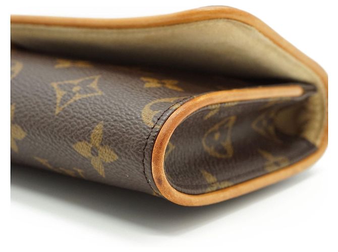 Louis Vuitton Monogram Twin Pochette GM Marrone Beige - vista 7