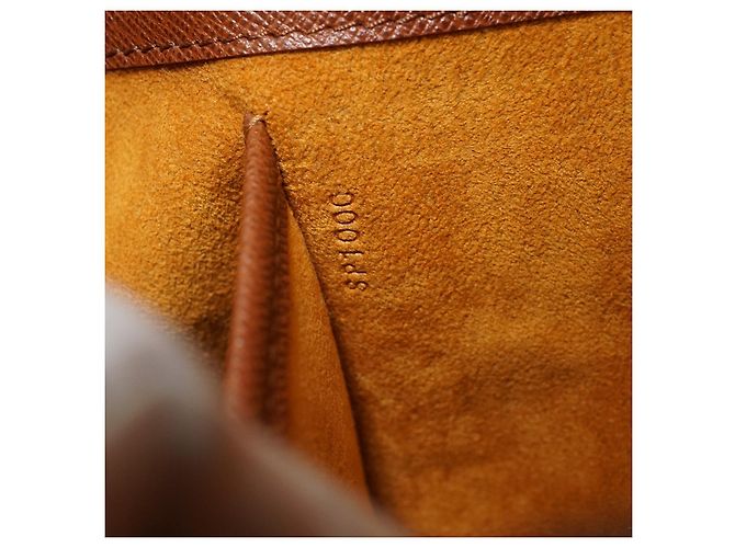 Louis Vuitton Monogram Musette Tango Marrone Senape - vista 15