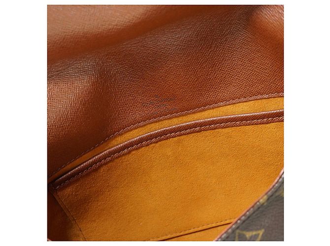 Louis Vuitton Monogram Musette Tango Brown Mustard - view 13