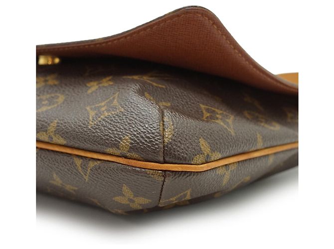 Louis Vuitton Monogram Musette Tango Brown Mustard - view 7