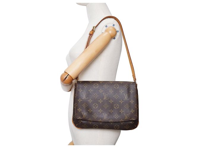 Louis Vuitton Monogram Musette Tango Marrone Senape - vista 14