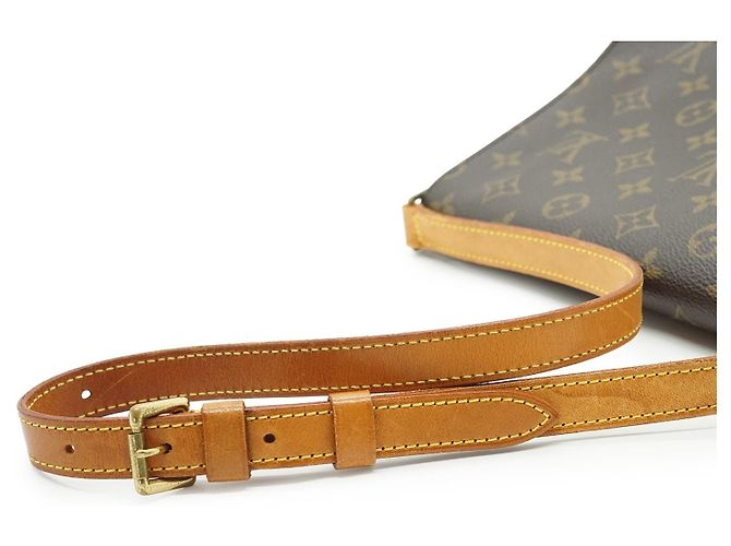 Louis Vuitton Monogram Musette Tango Marrone Senape - vista 8