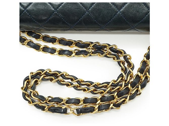 Chanel Bolsa de Ombro com Corrente Double Flap Matelassé 25 em pele de cordeiro Preto Bordeaux Azul marinho - vista 10