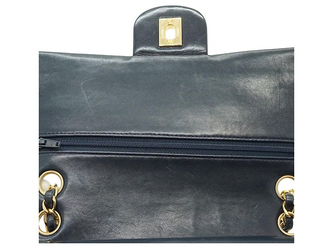 Chanel Bolsa de Ombro com Corrente Double Flap Matelassé 25 em pele de cordeiro Preto Bordeaux Azul marinho - vista 14