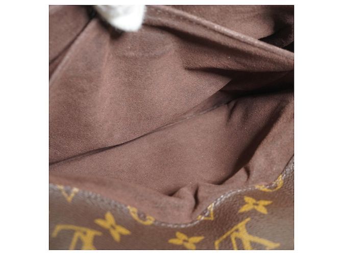 Louis Vuitton Monogram Pochette Metis MM Castaño - vista 14