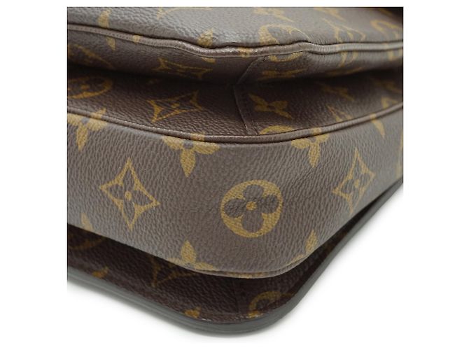 Louis Vuitton Monogram Pochette Metis MM Castaño - vista 8