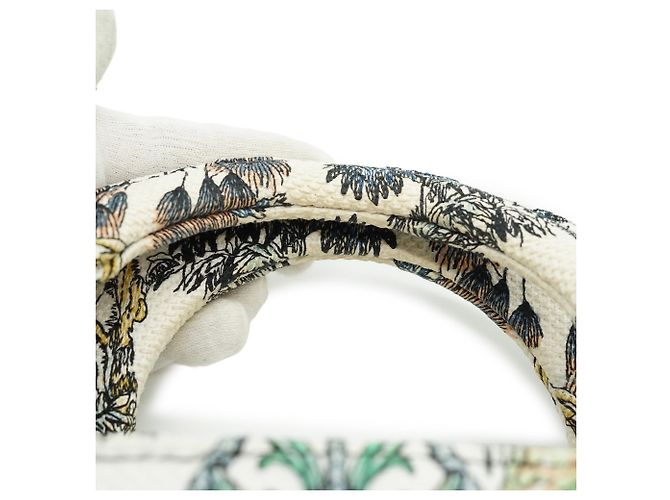 Lady Dior Medium Embroidered D-Lite Blanco Multicolor - vista 11