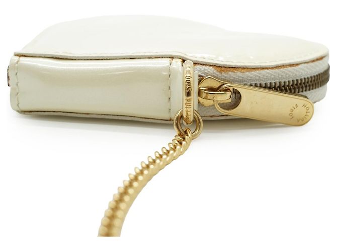 Louis Vuitton Monogram Vernis Porte Monnaie Coeur Branco Dourado - vista 6