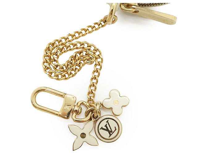 Louis Vuitton Monogram Vernis Porte Monnaie Coeur Branco Dourado - vista 8