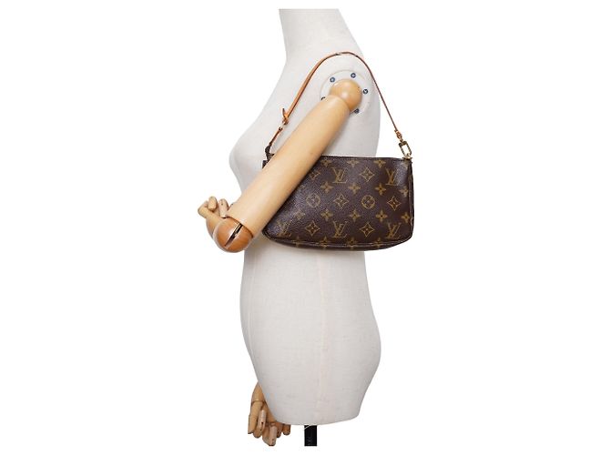 Louis Vuitton Monogram Pochette Accessoires Brown - view 15