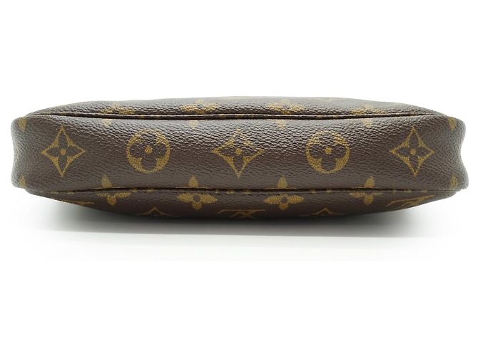 Louis Vuitton Monogram Pochette Accessoires Marrone - vista 5
