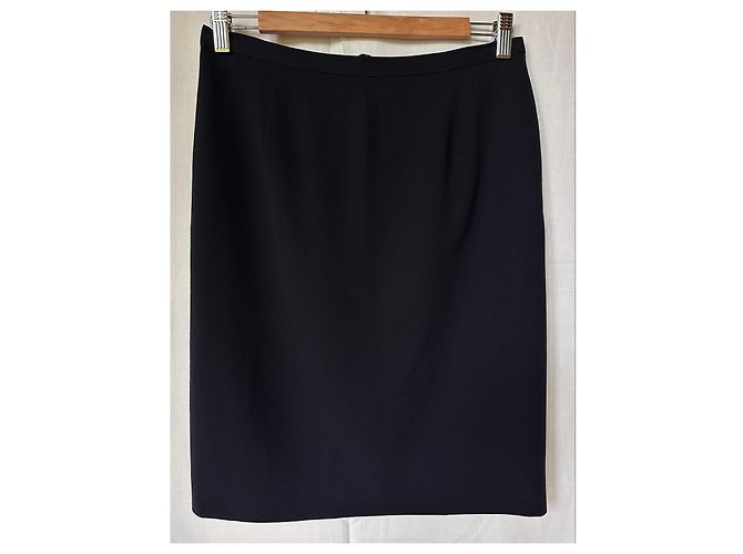 Conjunto de Casaco e Saia em Lã Preto Giorgio Armani - vista 4