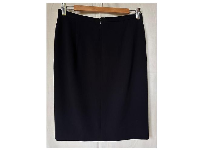 Conjunto de Casaco e Saia em Lã Preto Giorgio Armani - vista 5