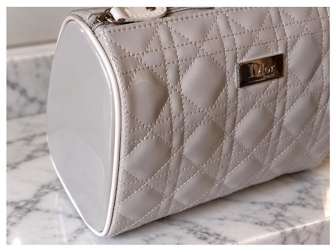 Dior Beauty Case Cannage Grande - Vernice Grigia Grigio - vista 3