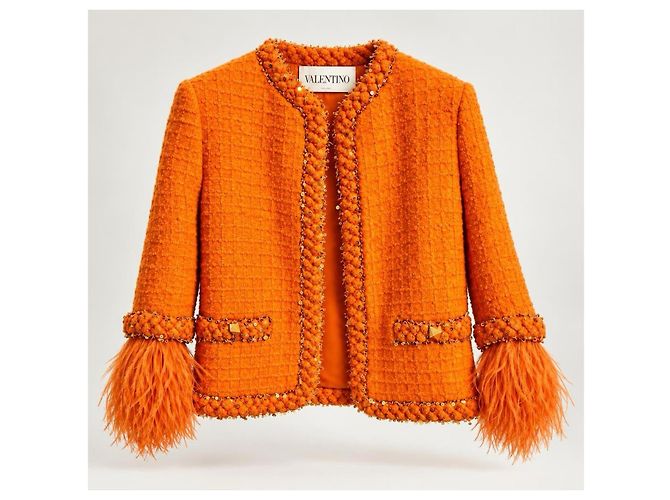 Giacca Valentino in Tweed Arancione con Paillettes e Piume di Struzzo Metallico - vista 4