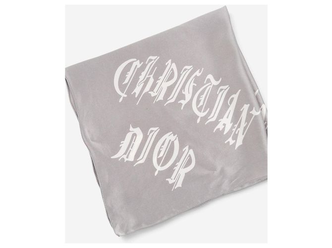 Dior by Galliano SS02 Chiffon Halstuch mit ‘Gothic’ Logo Grau - Ansicht 7