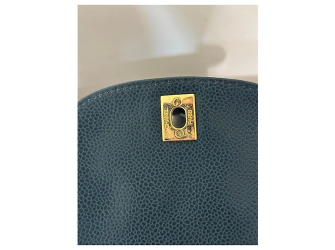 Chanel Cinturón Bolso Acolchado en Cuero Granulado Verde Verde oscuro - vista 8