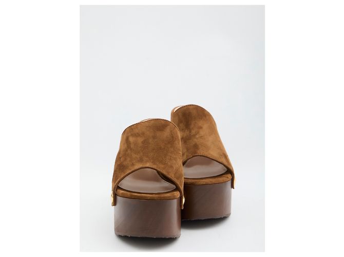 Sandali con zeppa Gianvito Rossi Texas in camoscio marrone - vista 5