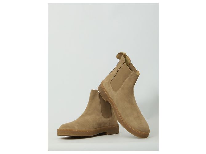 Common Projects Beige suede Chelsea boots - view 5