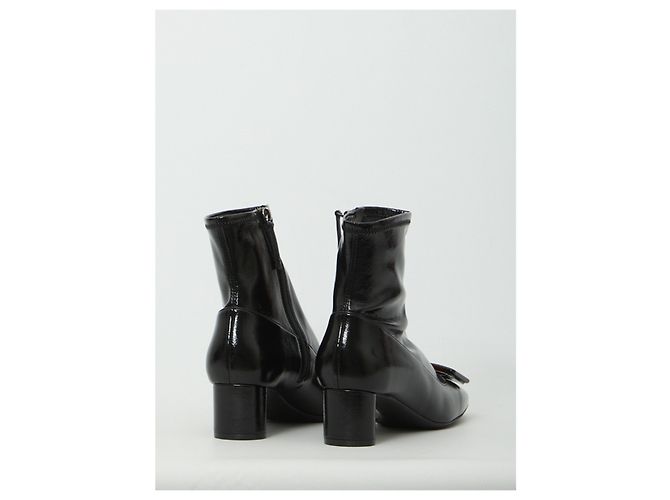 Roger Vivier Roundy Turtle Stretch ankle boots Black - view 3