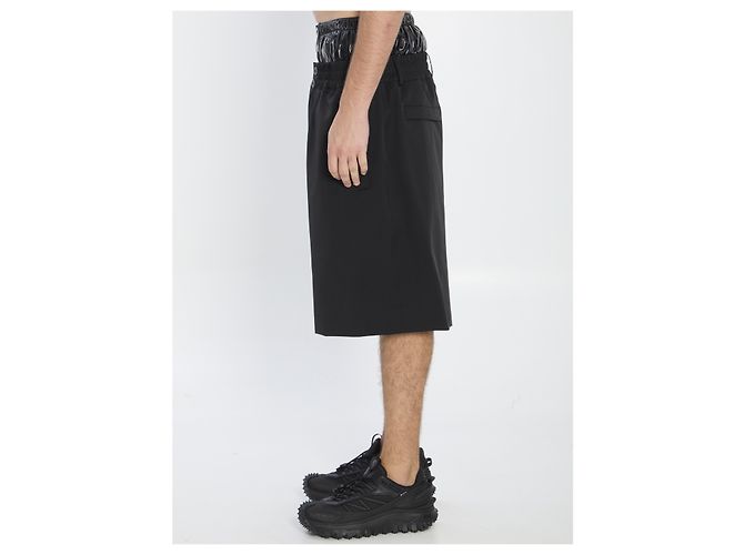 Moncler AWGE Bermuda-Shorts aus schwarzem Nylon - Ansicht 3