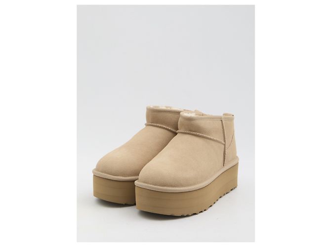ClassicUgg Ultra Mini Platform Beige - vista 2