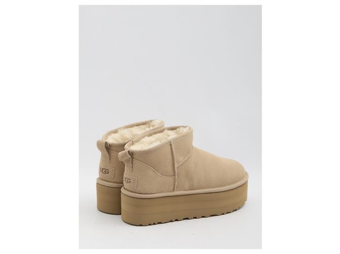 ClassicUgg Ultra Mini Platform Beige - vista 3