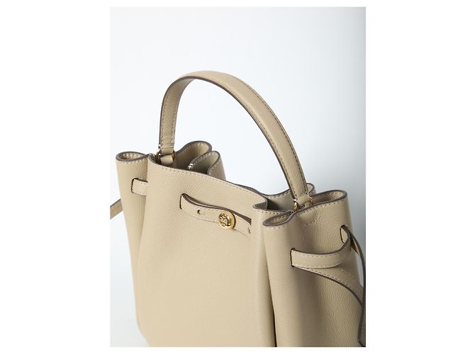 Bolso bucket Romy Tory Burch de cuero beige - vista 4
