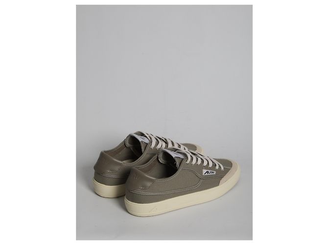 Autry Sneakers Windscape Low Verde - vista 3