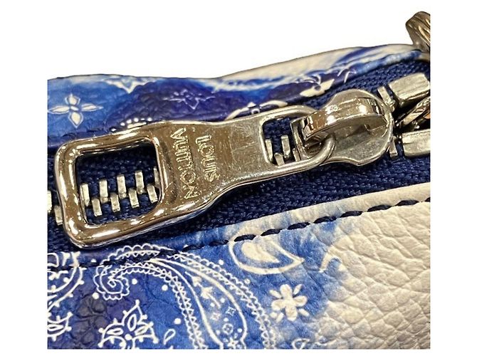 Llavero Louis Vuitton Monogram Bandana Blanco Azul - vista 6