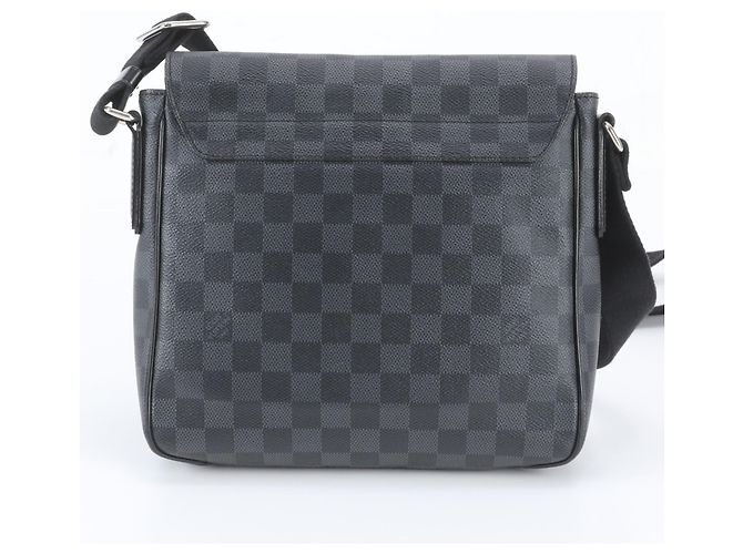 Louis Vuitton Damier Graphite District PM Schultertasche Schwarz - Ansicht 3