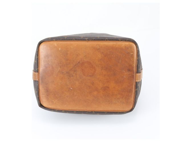Noe Louis Vuitton Monogram Petit Noé Leather Shoulder Bag Brown - view 6