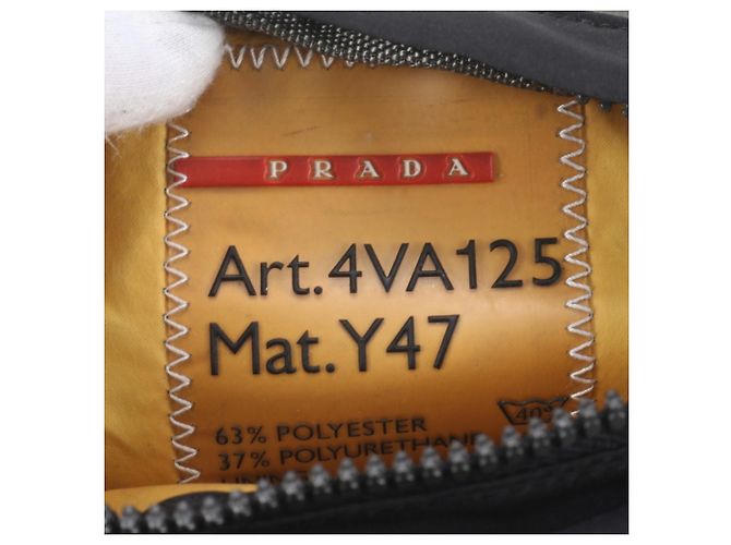Autre Marque Pradasports Prada Sport 4VA125 2-Way Body Bag Nero - vista 10
