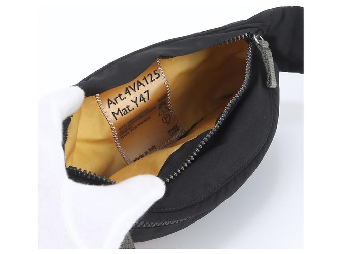 Autre Marque Pradasports Prada Sport 4VA125 2-Way Body Bag Nero - vista 9