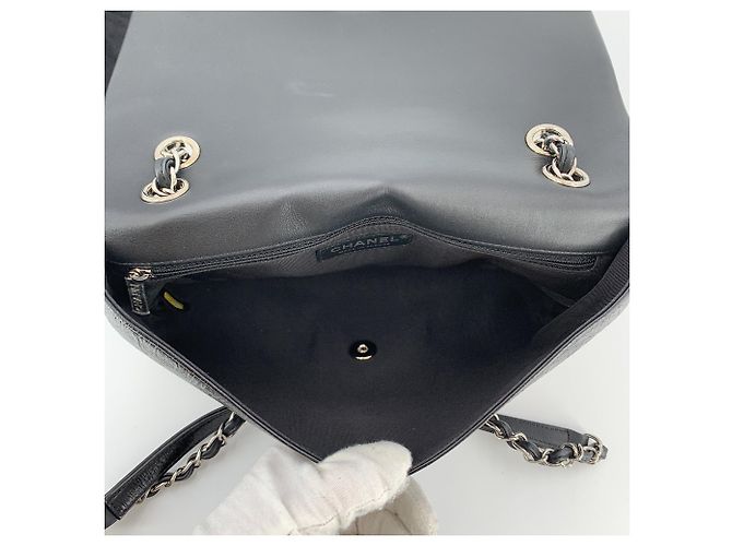 Timeless Chanel Borsa crossbody a patta 2018 in pelle bi-matelassé invecchiata nera Nero - vista 5