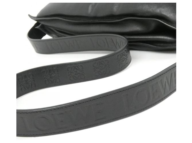 Borsa a pochette Loewe Puffer Flamenco in pelle di agnello e vitello Nero - vista 9