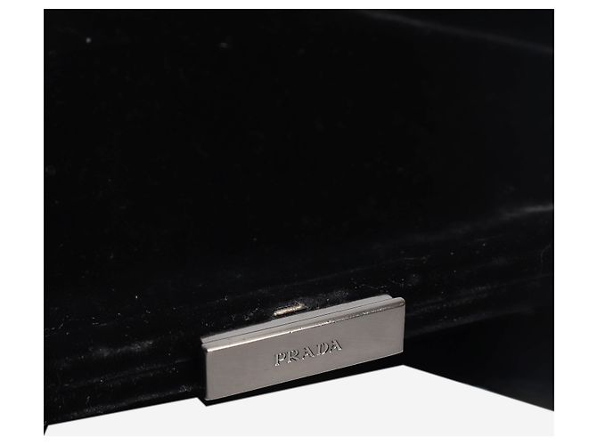 Prada Vintage schwarze Velours-Handtasche mit oberem Griff - Ansicht 4