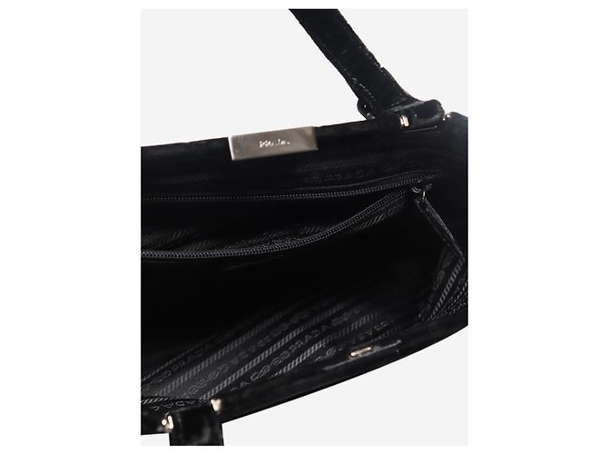 Prada Vintage schwarze Velours-Handtasche mit oberem Griff - Ansicht 5