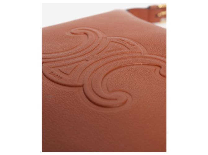 Céline Bolso hobo Heloise 2023 Tan Castaño - vista 5