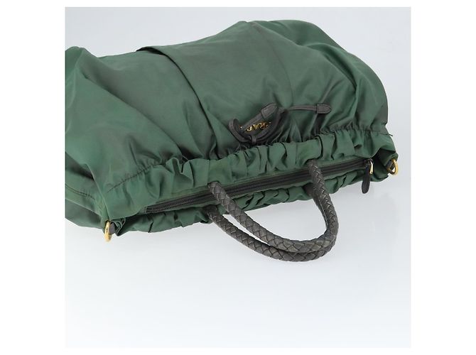 Sac à main PRADA Nylon Vert Or - vue 6