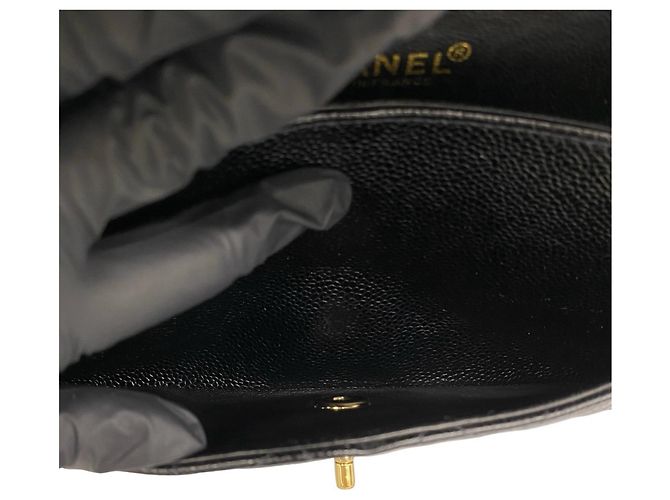 Borsa a tracolla 2-way Chanel in pelle di vitello grana nera Nero - vista 10