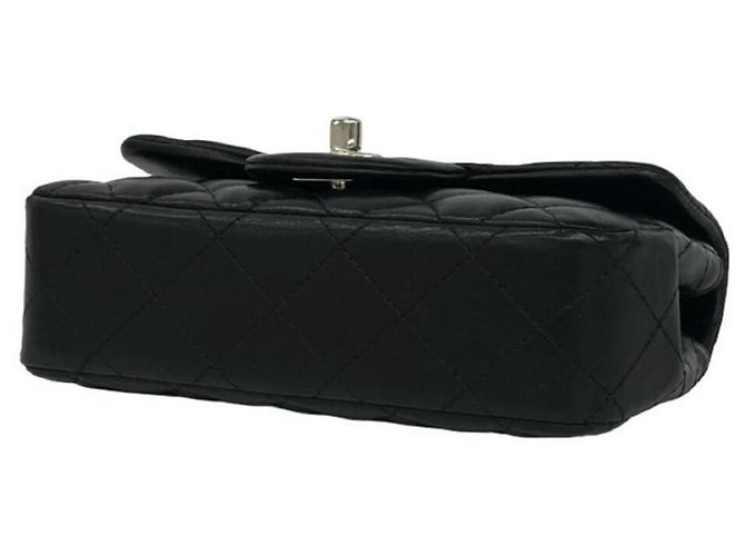 CHANEL Matelassé Coco Mark Schultertasche aus Lammleder Schwarz - Ansicht 8