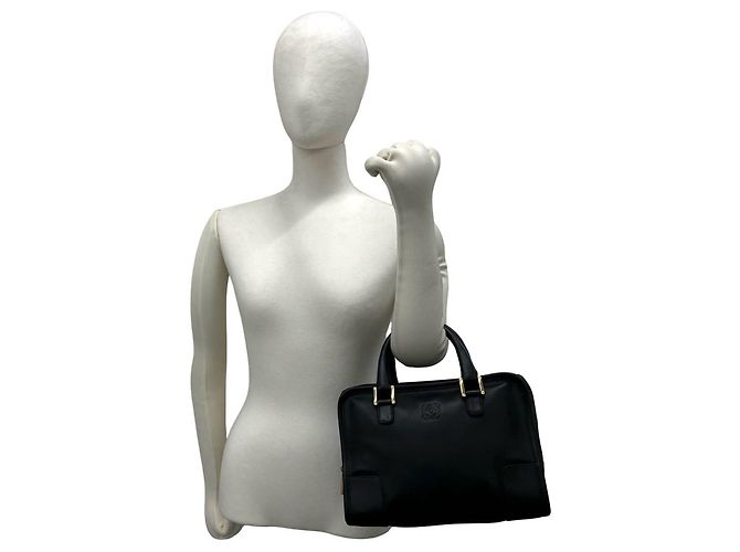 Loewe Amazona Handtasche aus schwarzem Leder - Ansicht 2