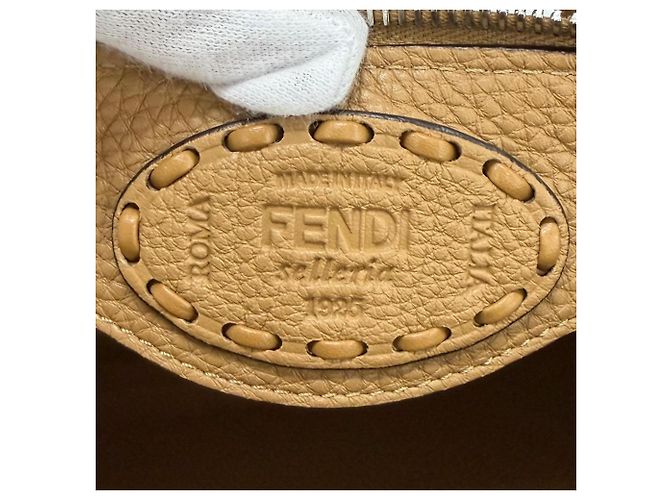 Borsa a spalla Medium Fendi By The Way Selleria Beige - vista 13