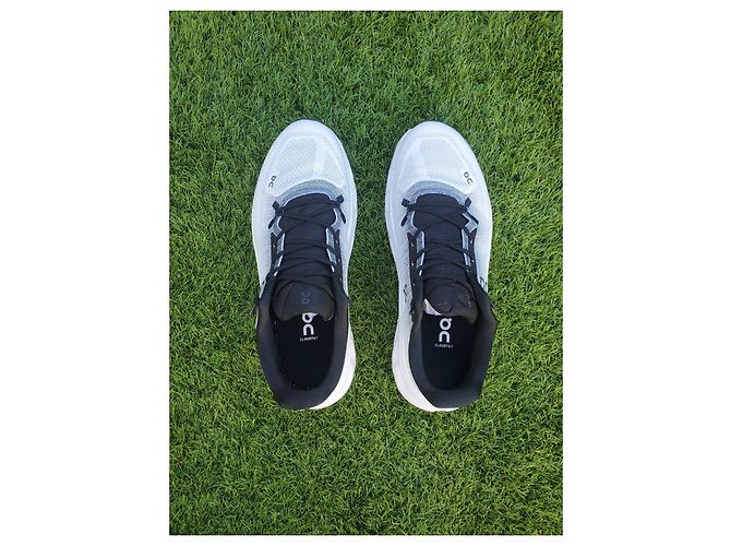 Autre Marque On Cloudtilt Sneaker Weiß und Schwarz - Ansicht 6