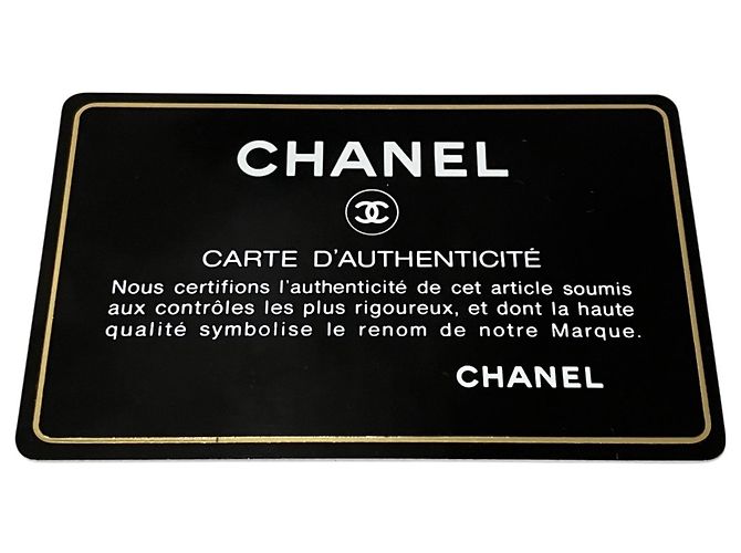 Chanel Matelassé Card Case in Yellow Leather - view 5