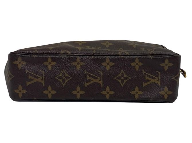 Louis Vuitton Trousses Toilette 23 Handbag Pouch Castaño - vista 4