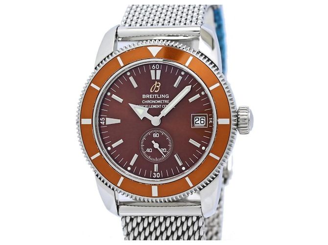Breitling Superocean Heritage 38 Date Men's Watch - view 2