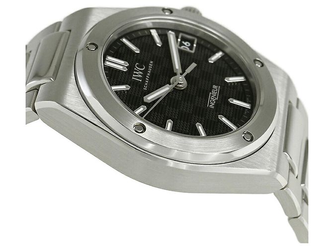 IWC Ingenieur Automatic 35 IW324906 Wristwatch - view 4